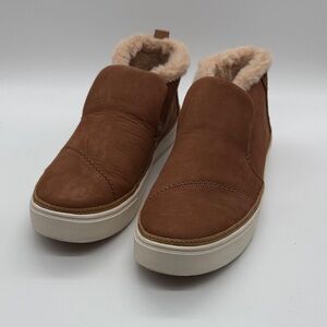 Toms Womens Tan Slip-On Boots with Faux Fur